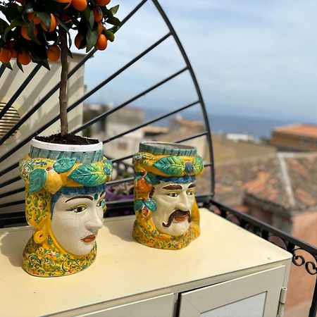 C'Est La Vie Taormina Apartman Kültér fotó