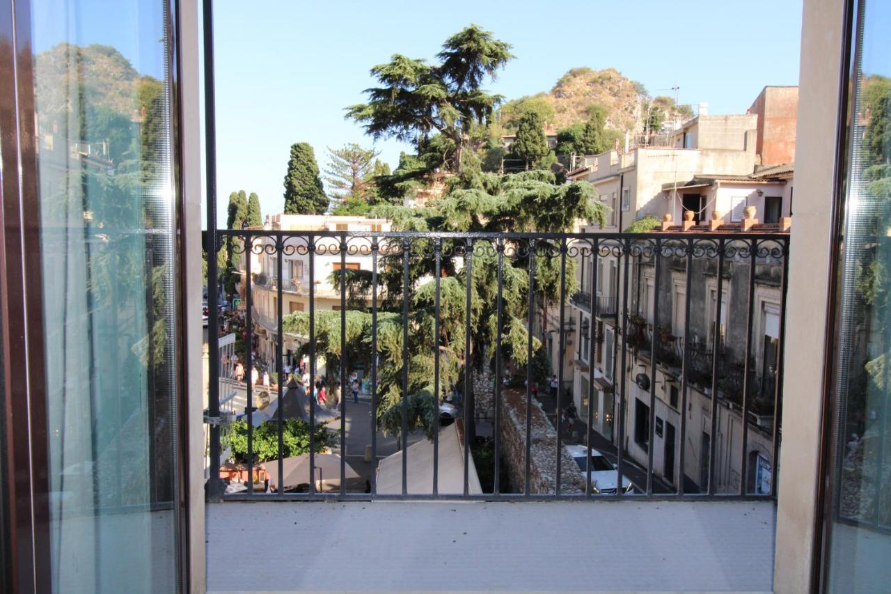 C'Est La Vie Taormina Apartman Kültér fotó