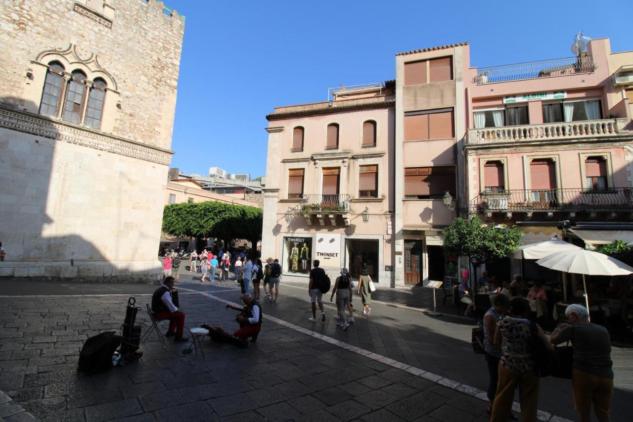 C'Est La Vie Taormina Apartman Kültér fotó