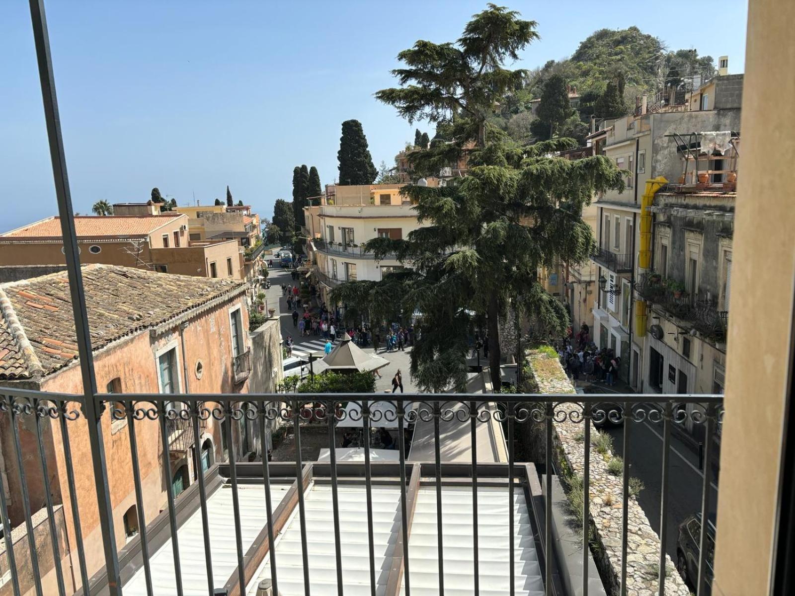 C'Est La Vie Taormina Apartman Kültér fotó