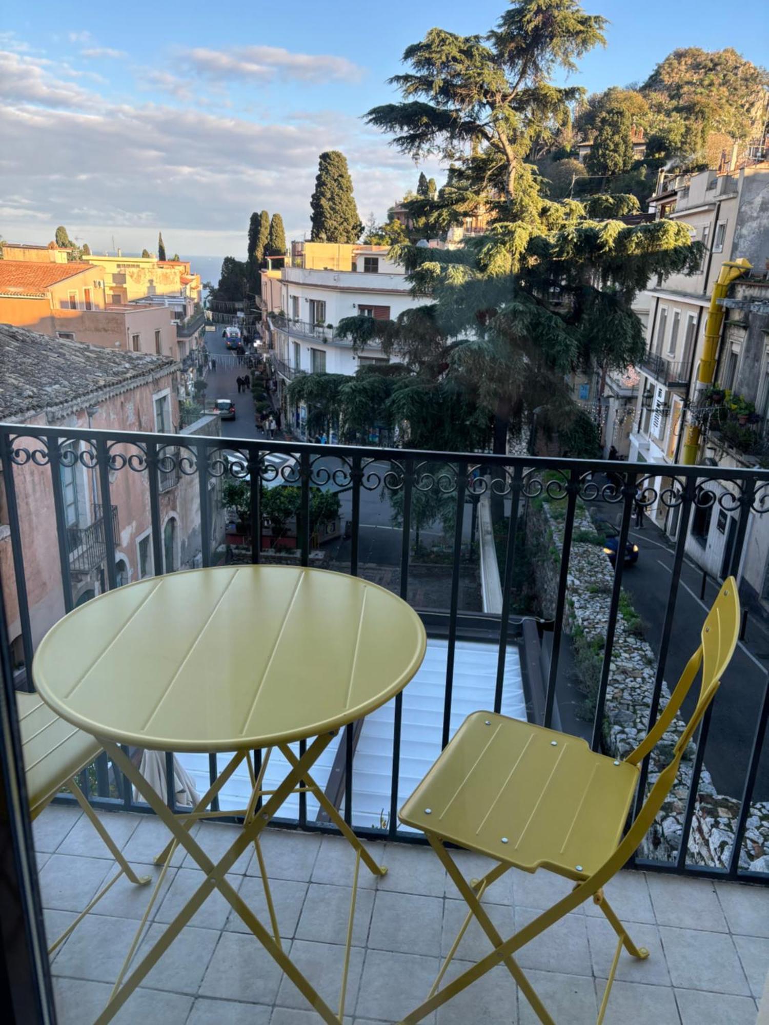 C'Est La Vie Taormina Apartman Kültér fotó